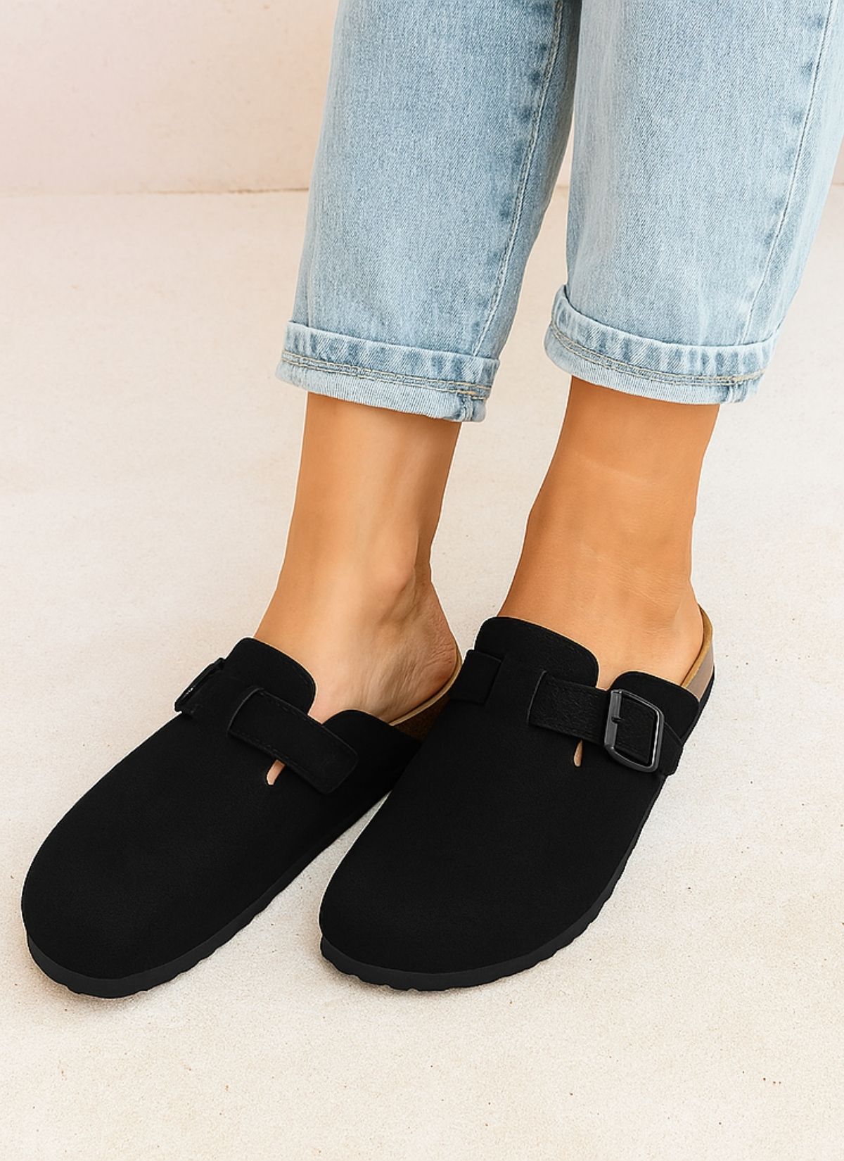 The Thera Mule - Black